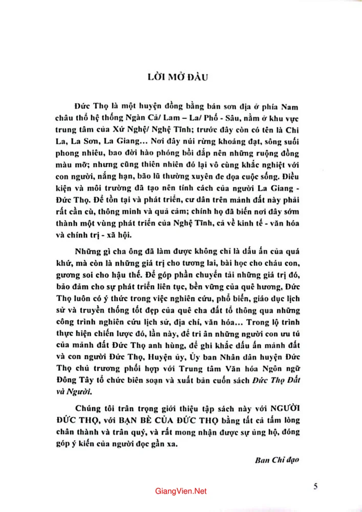 Trang 2 - Ảnh minh họa nội dung sách Đức Thọ đất và người